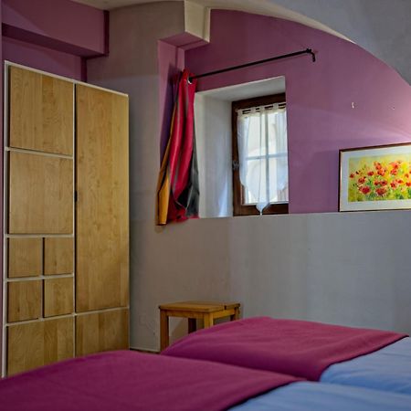 La Vieille Tour Bed and Breakfast Salavas Εξωτερικό φωτογραφία